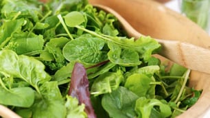 Dole Recalls Prepackaged Salad Green Due to Listeria Risk