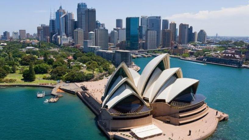 Sydney Trip Turns Sickly For Twenty-Five Japanese Tourists